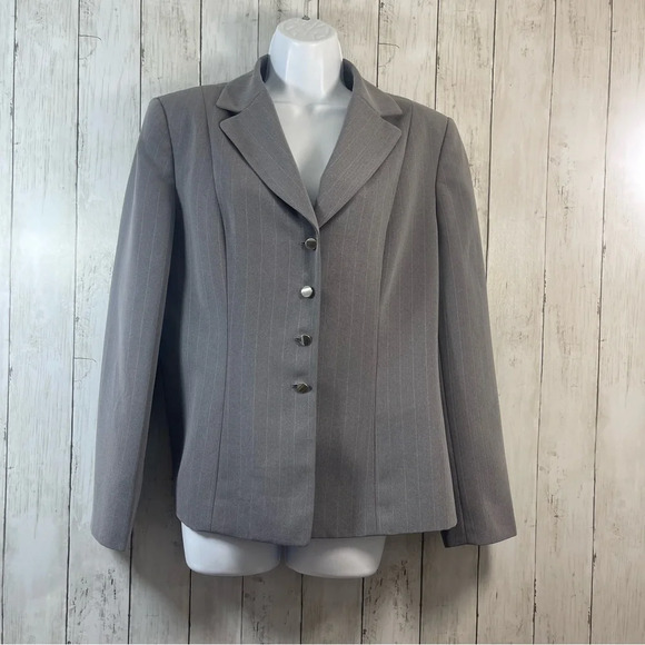 Giorgio Sant’ Angelo Gray Pinstripe Silver Button Shoulder Pad Blazer 12 - Picture 1 of 8